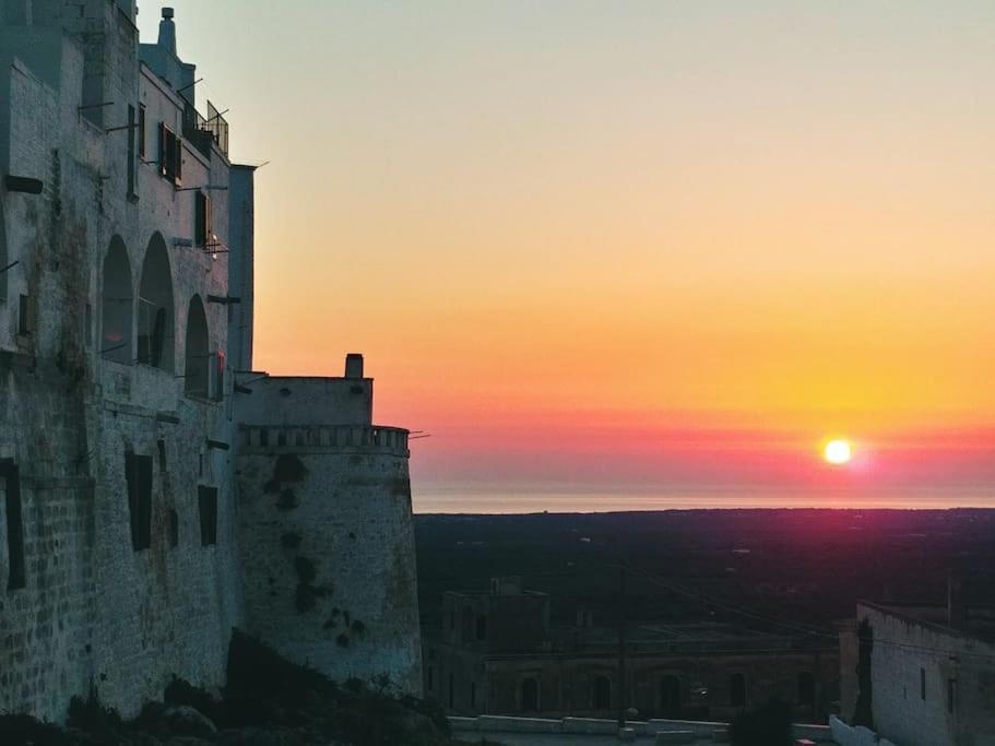 Che Vista!! Ostuni ,Sulle Bianche Mura Con Vista Mozzafiato Zewnętrze zdjęcie