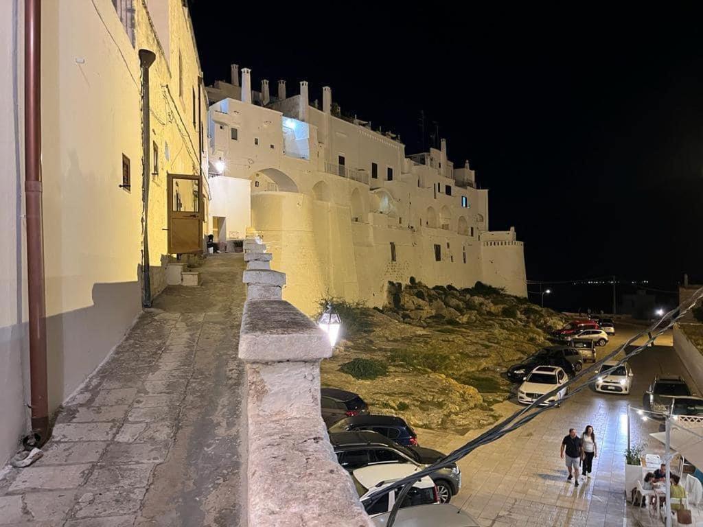 Che Vista!! Ostuni ,Sulle Bianche Mura Con Vista Mozzafiato Zewnętrze zdjęcie